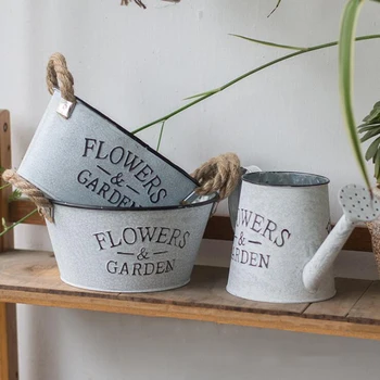 

Vintage Iron Flower Bucket Flower Pot Desktop Flowers Vase Hanging Balcony Plant Bucket Planting Display Stand for Home Decor