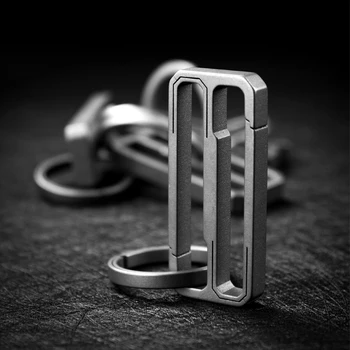 

Real Titanium Key Chain Men Belt cAR Key chain Creative Ultra Lightweight EDC Waist Hanging Key Ring Holder Luxury Best Gift