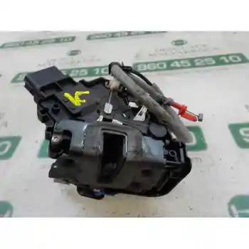 

DOOR LOCK FRONT RIGHT FORD MONDEO BER. (CA2) 2.0 TDCi CAT 6PINS 6M2AR21812AB [16818323]