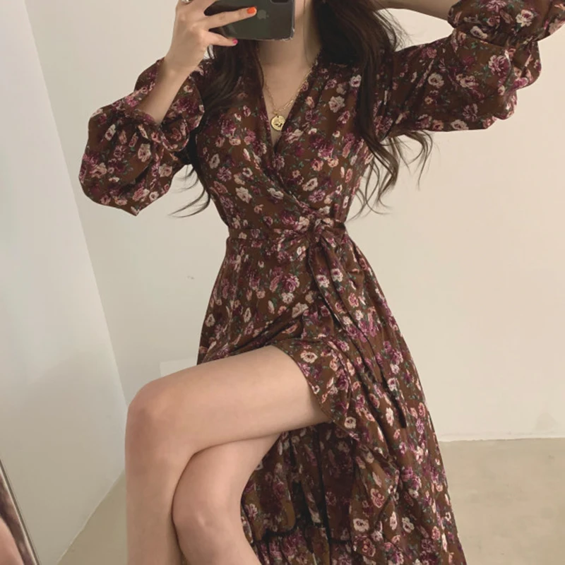 

Sexy Lady Very Female Look Flower Dress One Piece V Neck Ruffles Flare Sleeve Dress Midi Robe Femme Vestido Mujer Vestiti Donna
