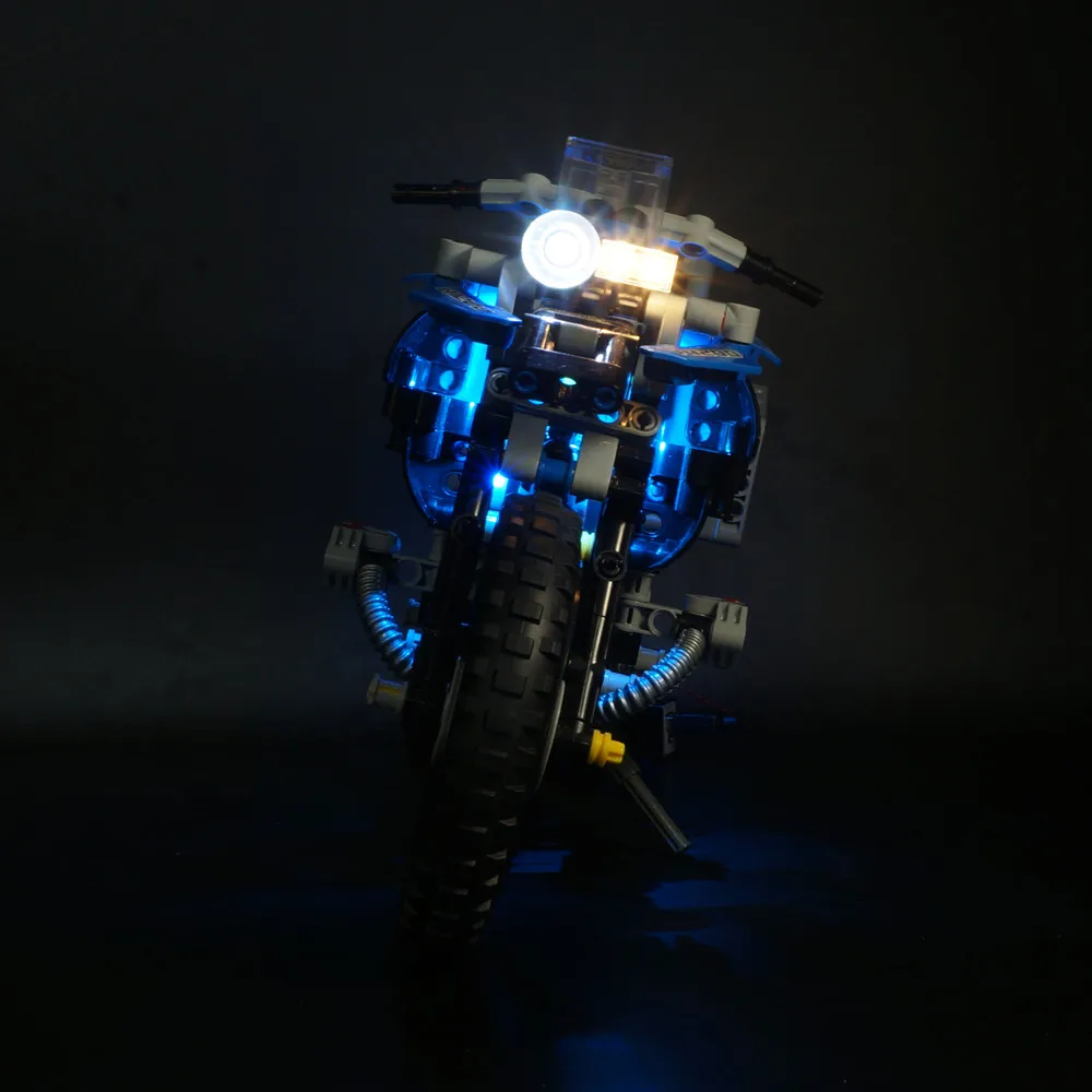Светодиодный комплект для строительных блоков серии 42063 Technic модель мотоцикла(в комплекте только свет
