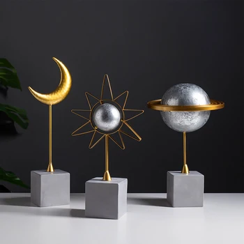 

European Style Sun Moon Home Decoration Accessories Creative Modern Simple Resin Model Bookcase Decor Gift Home Decoration