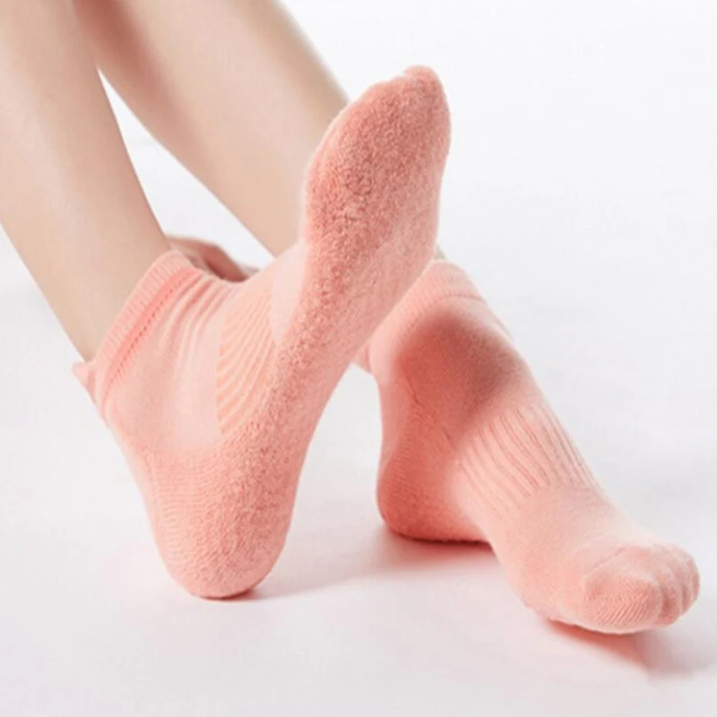 1 Pairs Women Socks Breathable Sports socks Solid Color Boat socks Comfortable Cotton Ankle Socks Gray Black