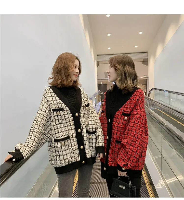 11864815373_718318349