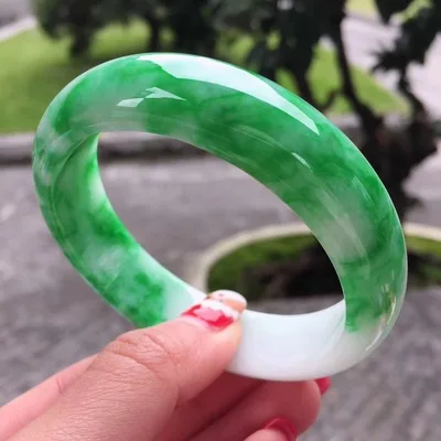 

Zheru Jewelry Natural Burmese Jadeite Light Green Two-tone 54-64mm Bracelet Elegant Princess Jewelry Best Gift for Mother and Gi