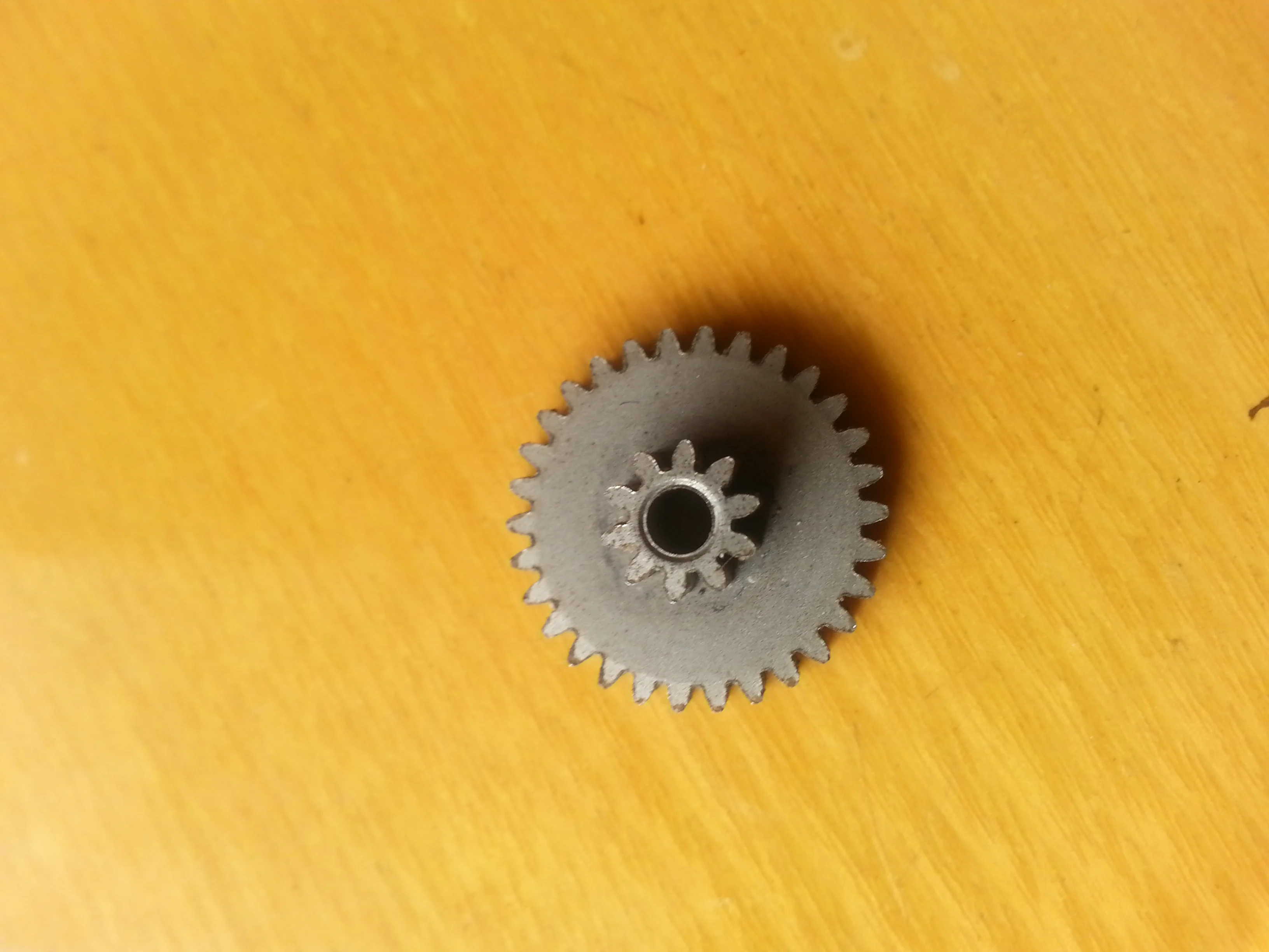

5PCS 0.6M Gear / Double Gear /Inner Hole 3mm / 10-30 Teeth / Height 8.2mm
