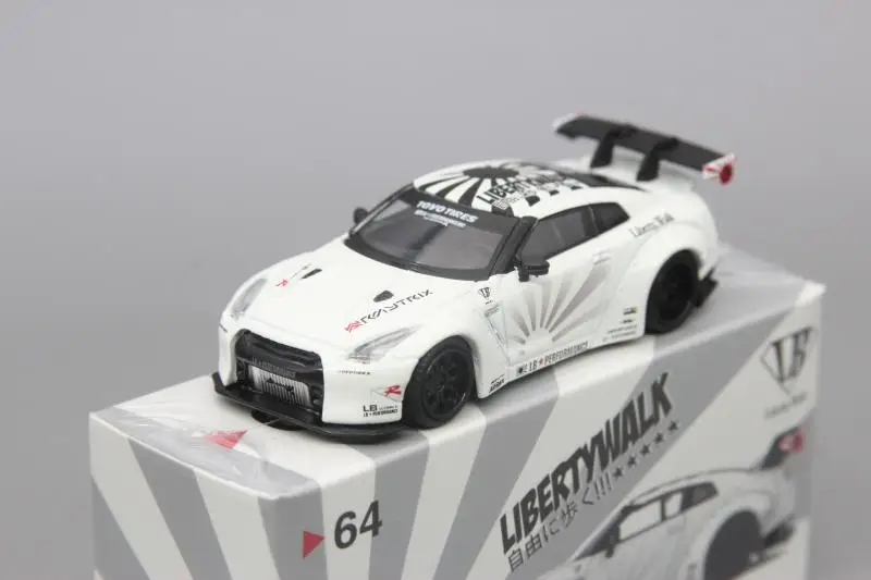 T SM MINI GT 1:64 Nissan R35 GTR GT R 
