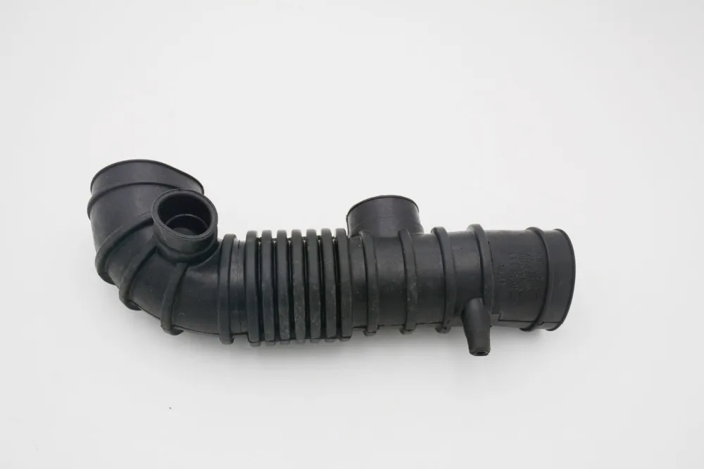 

1 Piece Rubber air intake hose turbo tube pipe for Mitsubishi pajero V73 V63 2000-2003