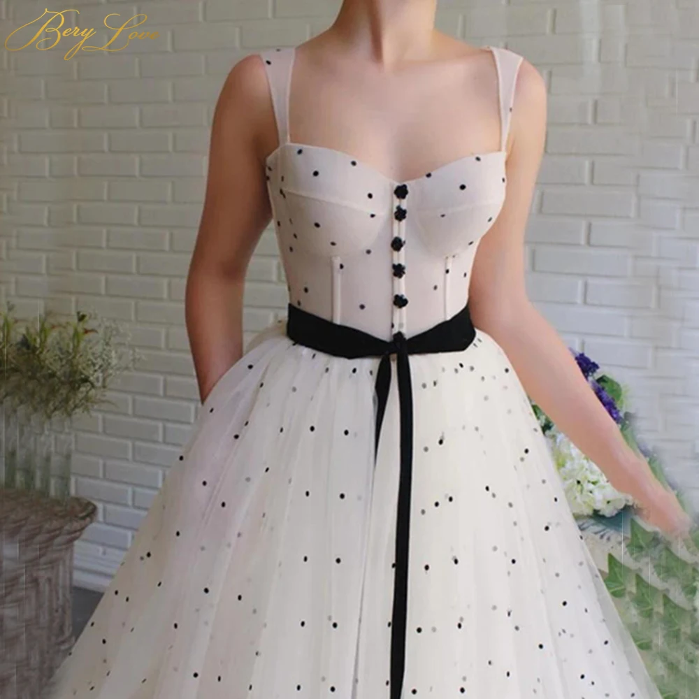 

Fairy Ivory Prom Dresses Pocket Spaghetti Straps Black Dot Tulle Evening Dress Buttons Belt A Line Formal Party Gown Cheap Plus