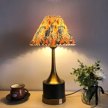 

Classic high base small speaker base with Chinese style series abajur lampshade bedroom bedside lamp