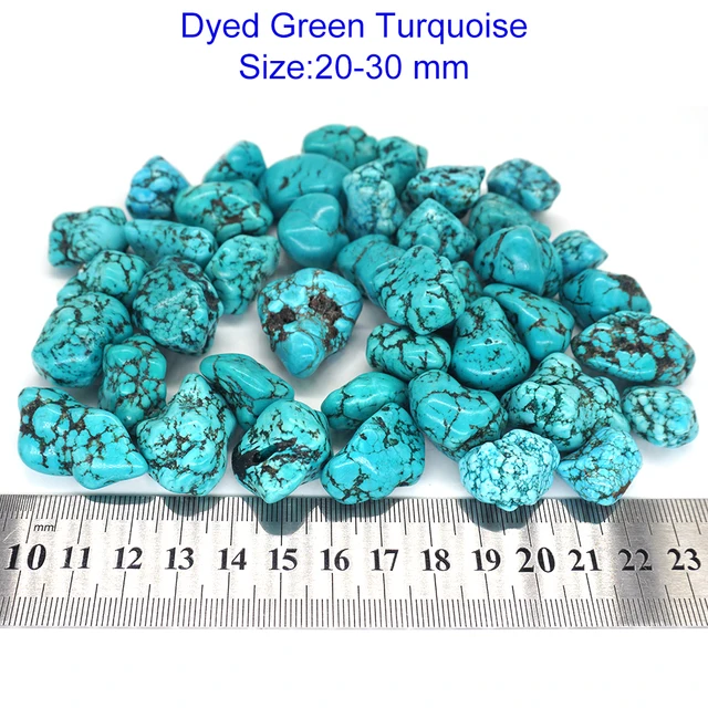 Természetes Fehér Howlite Türkiz Festett Zöld Tompított Szabálytalan Kő Gyógyító Kristály Drágakő - Image 5