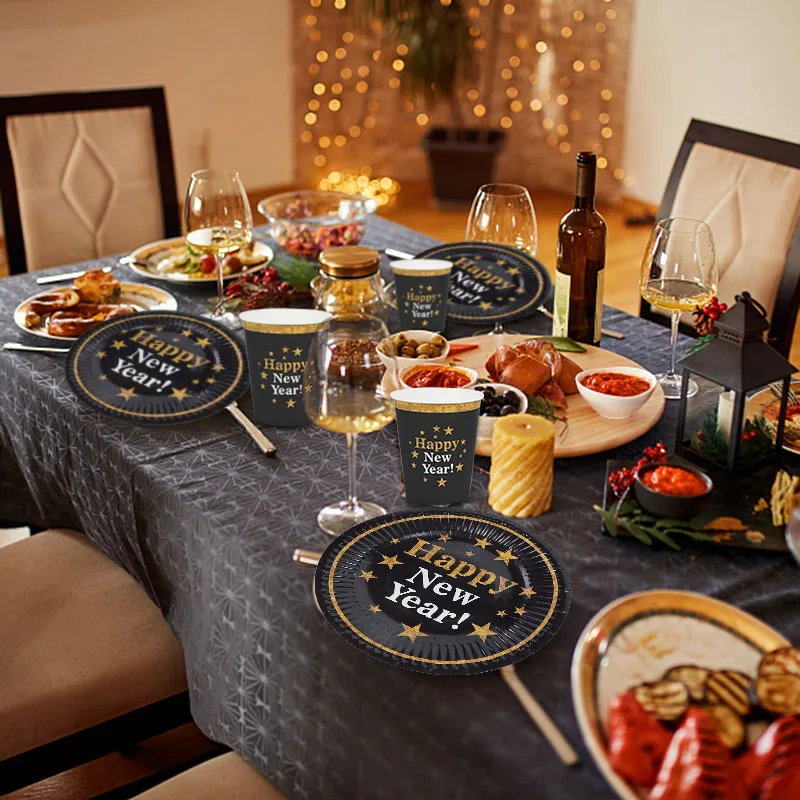 Happy New Year Decorations 2022 Christmas Balloons Decor Gold Black Disposable Tableware For Home New Year's Eve Party Ornaments