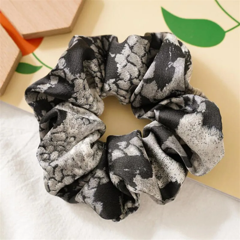 1 2 шт./компл. Для женщин Scrunchies змея/фонарик, Леопардовый принт, эластичный пояс, резинки для волос, дамские стрейч; прическа хвостик; головная повязка с принтом Сплошной Головные уборы - Цвет: 1