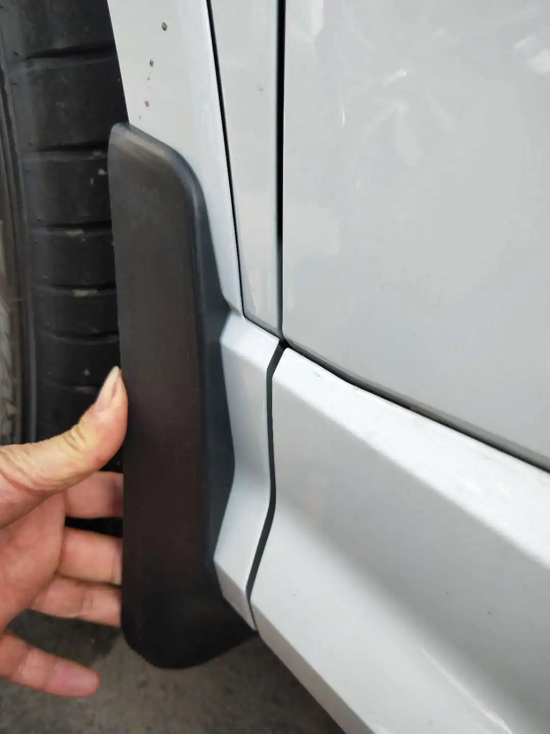 

Suitable for 19-Audi Q3 Dynamic Type Zhiya Type Automobile Fender Old 16-Audi Q3 Lossless Installation