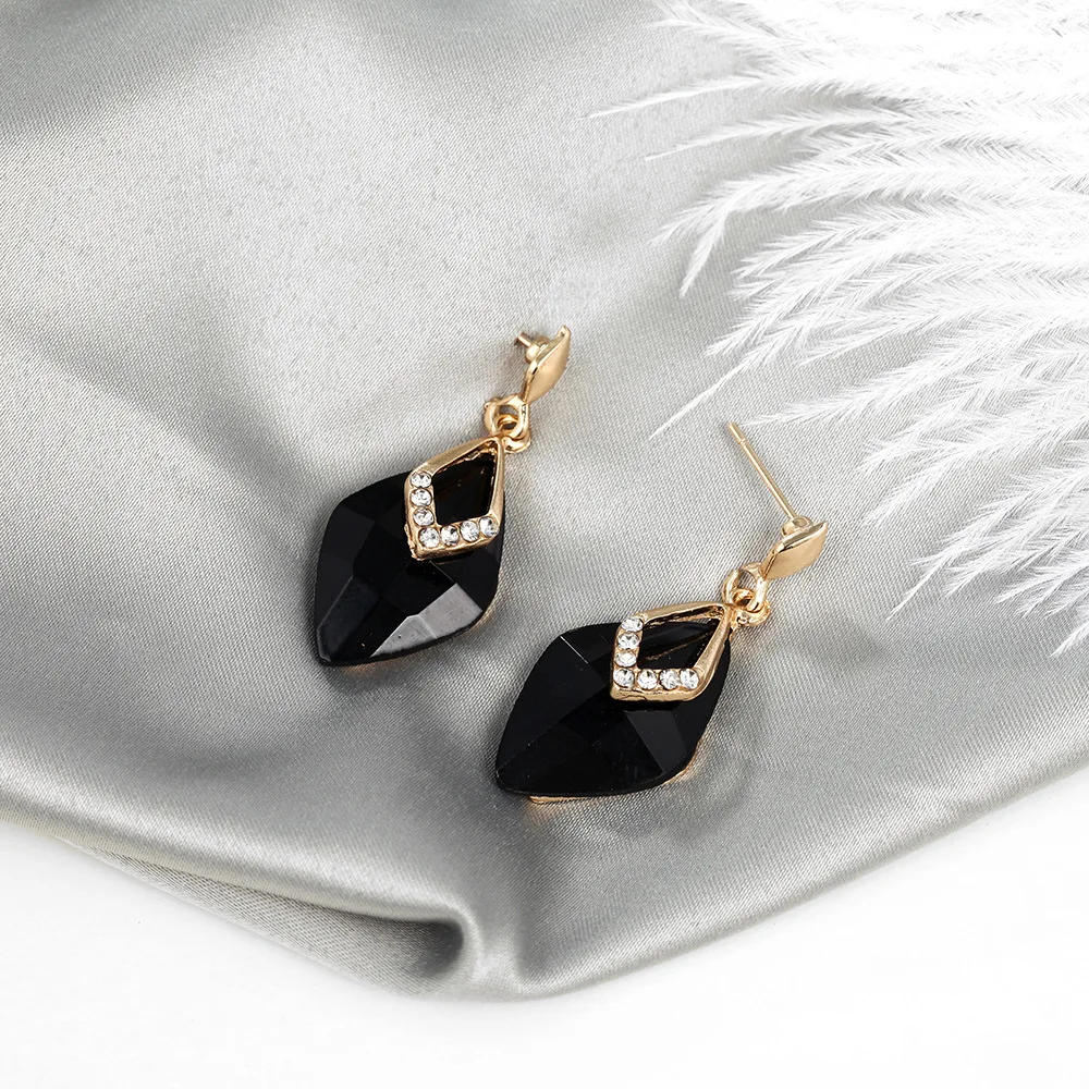 10946232187_1421371375