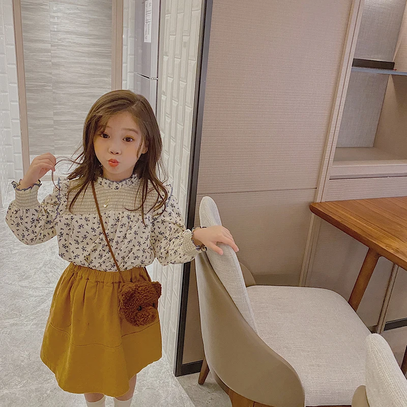 Blotona Girls Retro Style Shirt, Floral Ruffle Long Sleeve Blouse Top for Vacation Holiday Birthday Party Photography 1-8Years