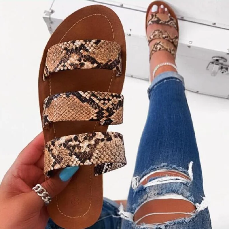 

2019 women fashion wild beach shoes Snake totem three-layer non-slip outdoor slippers sandals flat bottom ladies slippers
