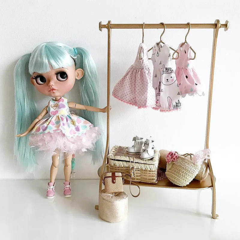 

Aizulhomey мини кукольный домик мебель для 1/6 1/4 BJD Золотой вешалки Lol Blyth аксессуары для кукол OB11 шкафчик детская игрушка, подарок