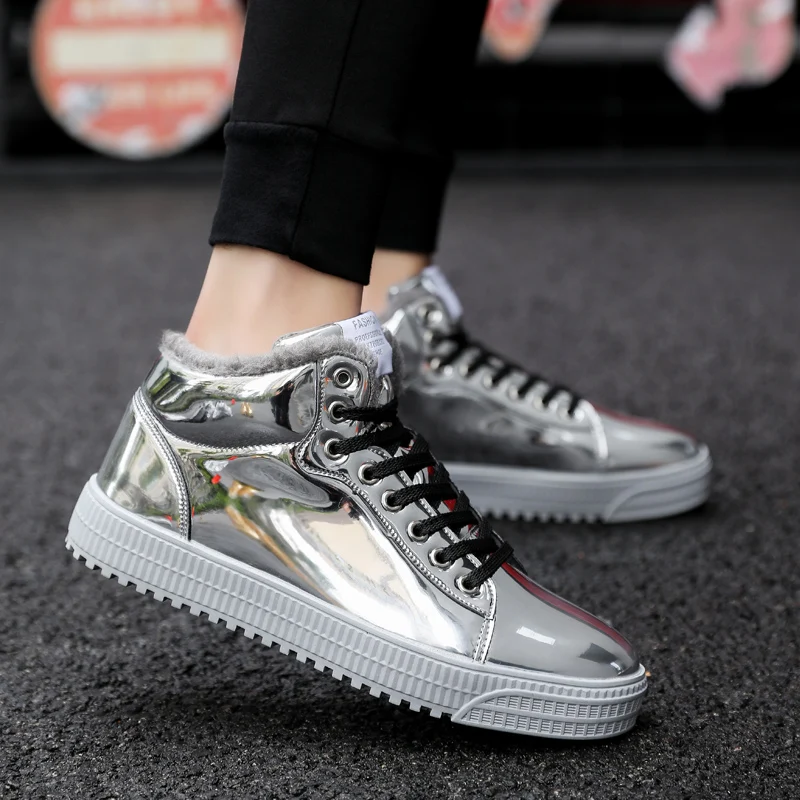 

Winter Gold Silver Black Glossy Leather Casual Shoes Men Bling Plush High Top Sneakers Big Size 47 46 Couple Shoes Male Footwear