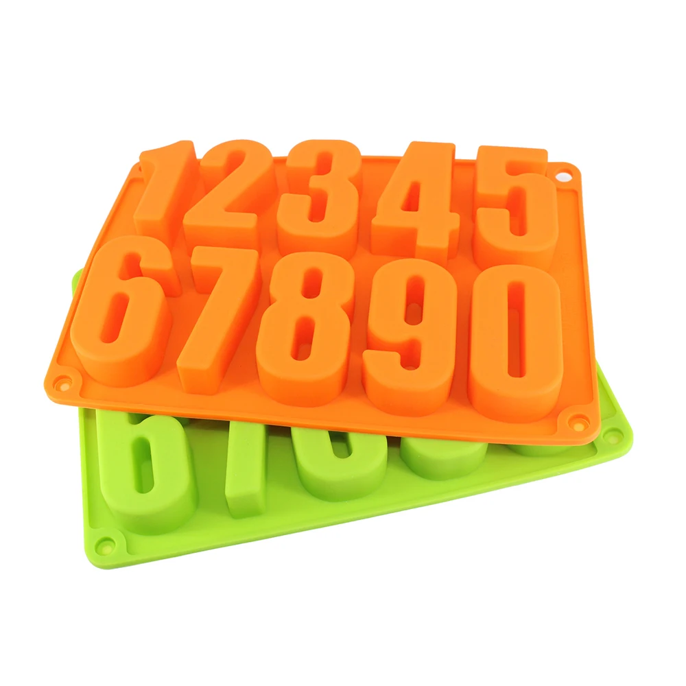 3733976852_794844142