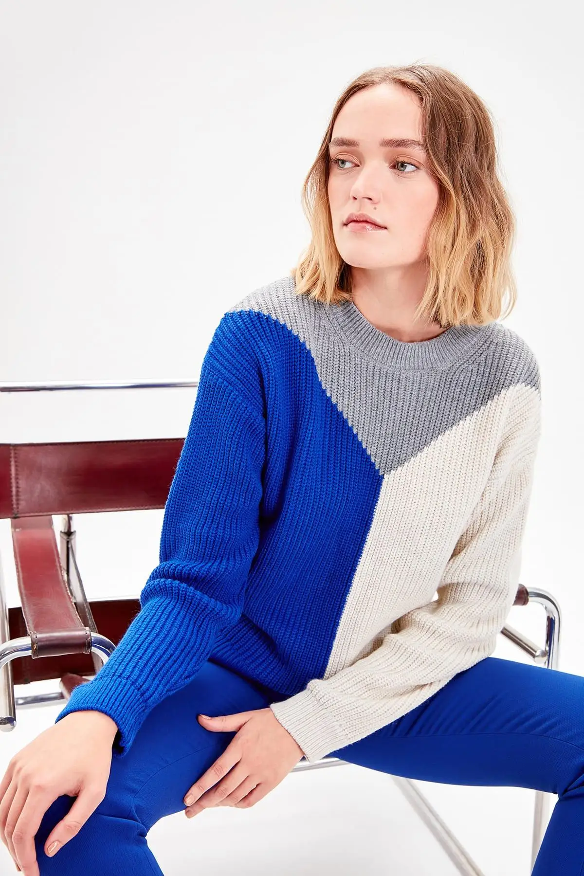 

Trendyol Saks With Color Block Sweater Pullover TWOAW20FH0023