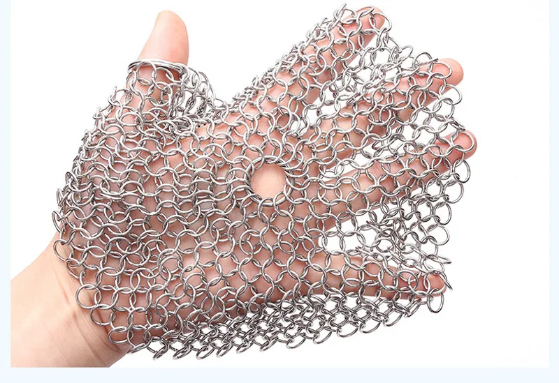 Chainmail scrubber detail 9