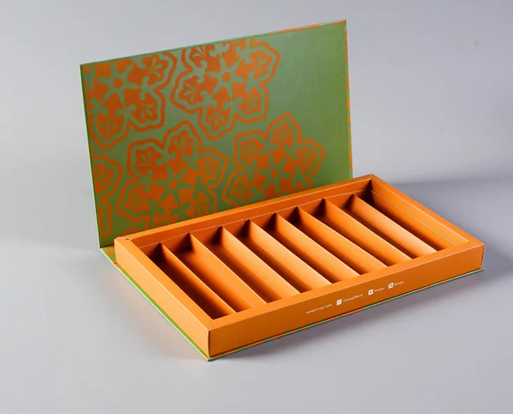 

Kraft Paper Cardboard Suitcase Box with Handle Custom Packing,Packaging Box For Phone Case ---PX10574