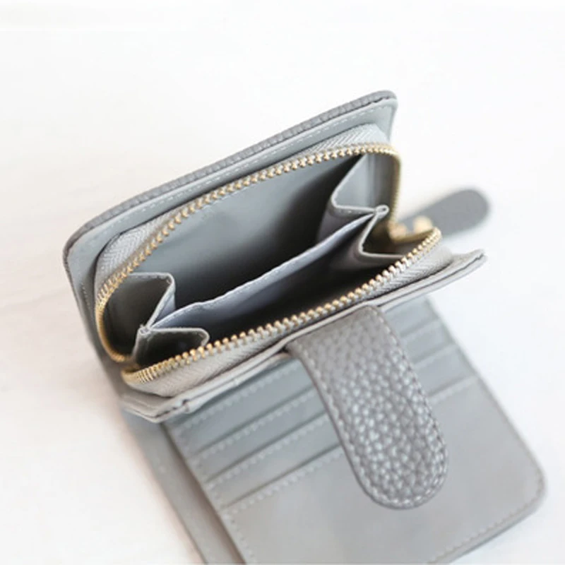 

Small Short Lichi Leather Wallet Women Simple Solid Purse Credit Cards Bag Zipper Coins Bag Female Money Clip Washable Clutch