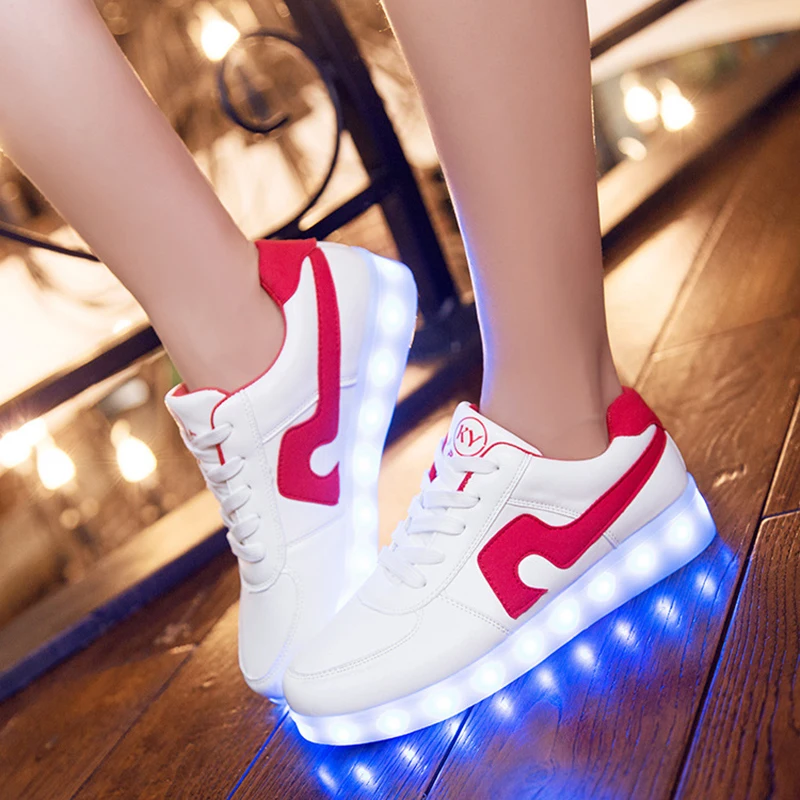 Large Size Children Casual Shoes With Lights USB Charge Luminous Sneakers for Kids Boys Glowing Led Shoes Girls Lighted Shoes - Цвет: N90-Whitered
