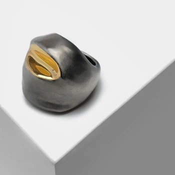 

Amorita boutique Vintage concave design irregular ring