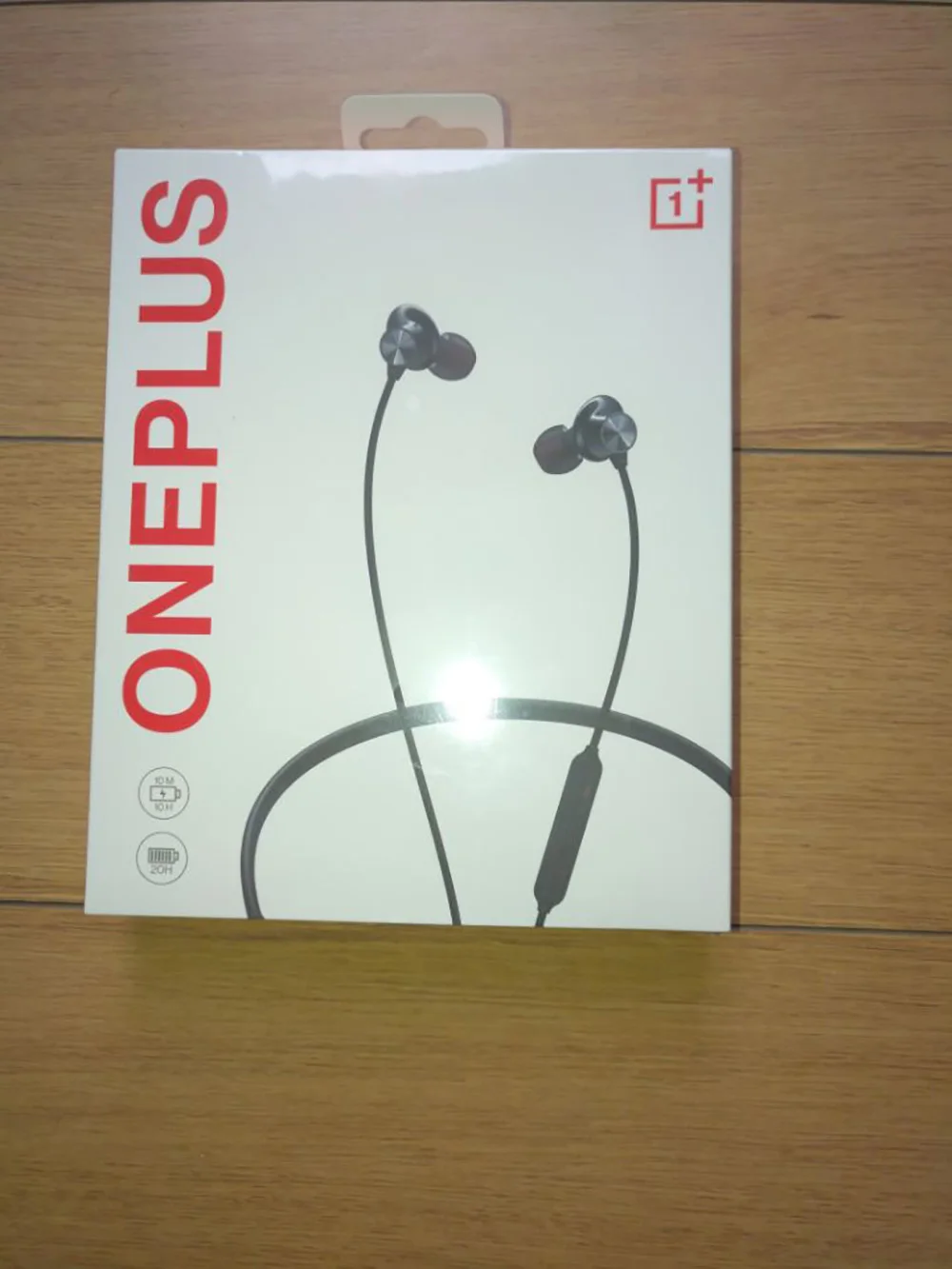 01 OnePlus Bullets Wireless Z earphone