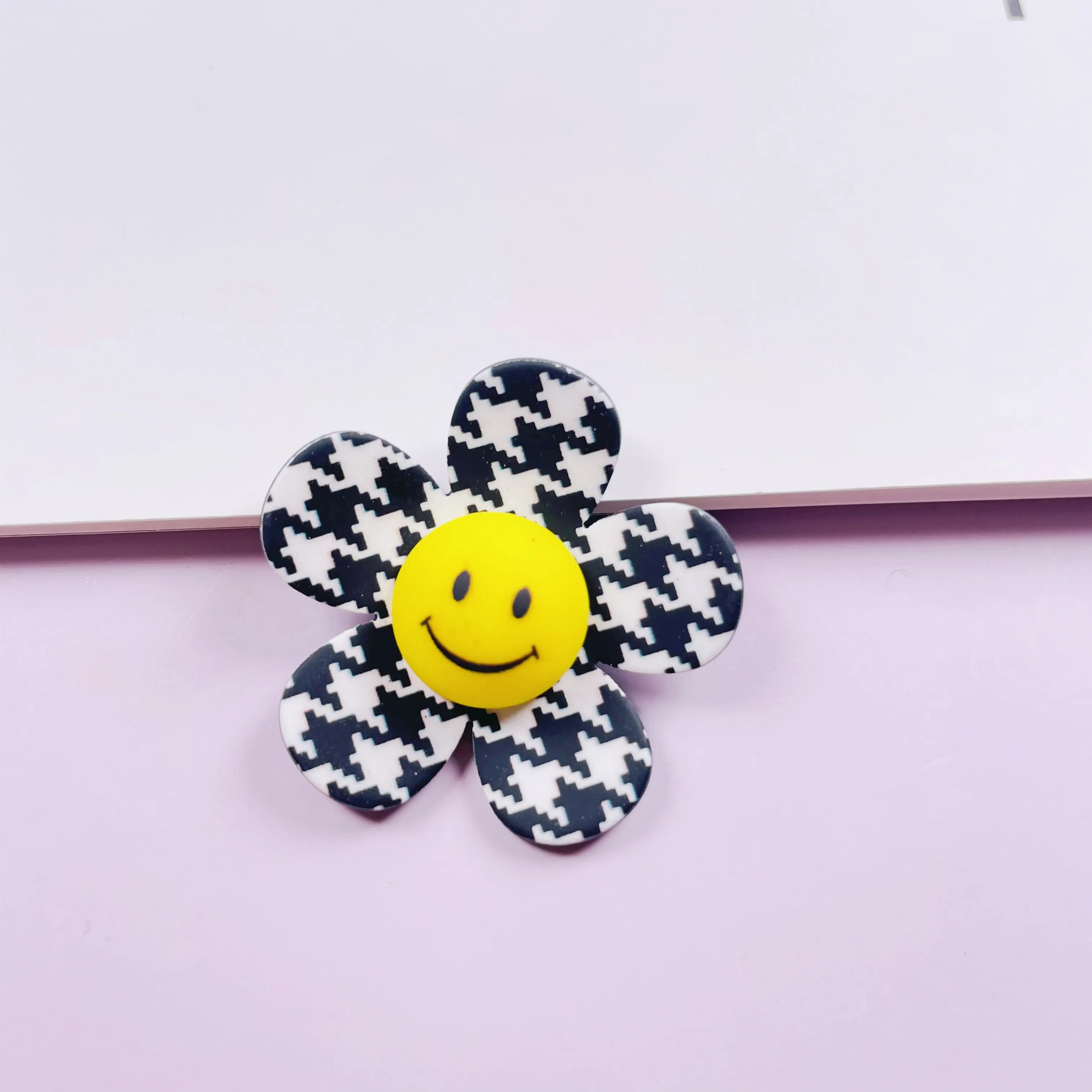 10pcs Acrylic plaid leopard print smiling face flower hairpin hair rope paste DIY, small pendant diy