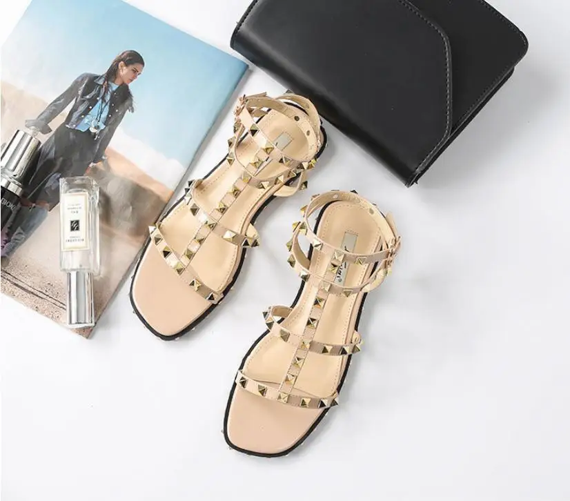 

2019 summer new fashion casual flat sandals women's shoes rivet square head low heel sling sandals