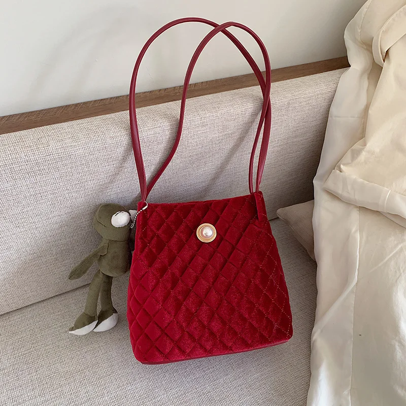 

Winter luxury women's handbag high quality velvet female designer shoulder bag casual party small square wallet handbag