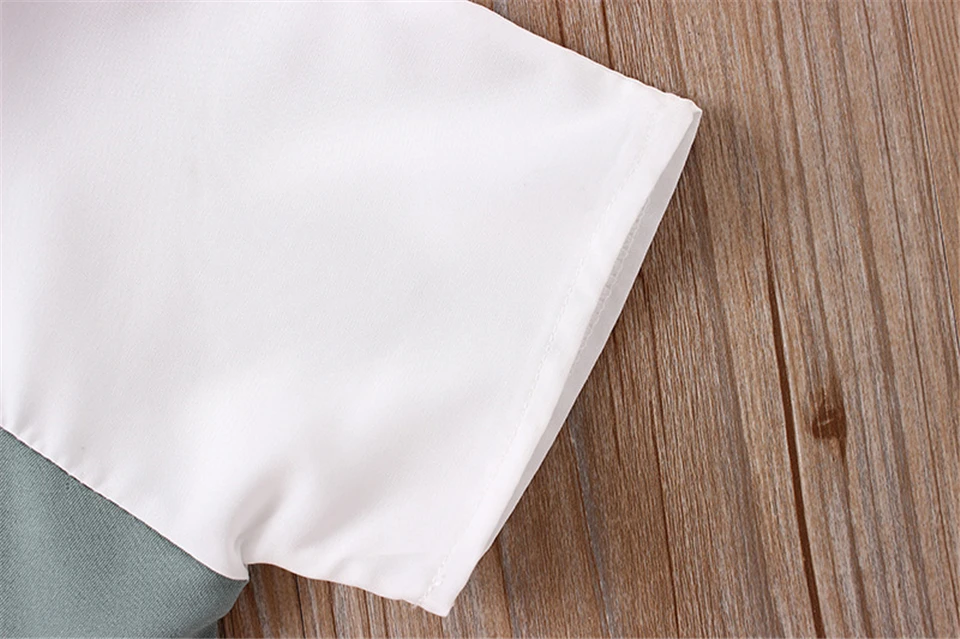 15857309023_1295736818