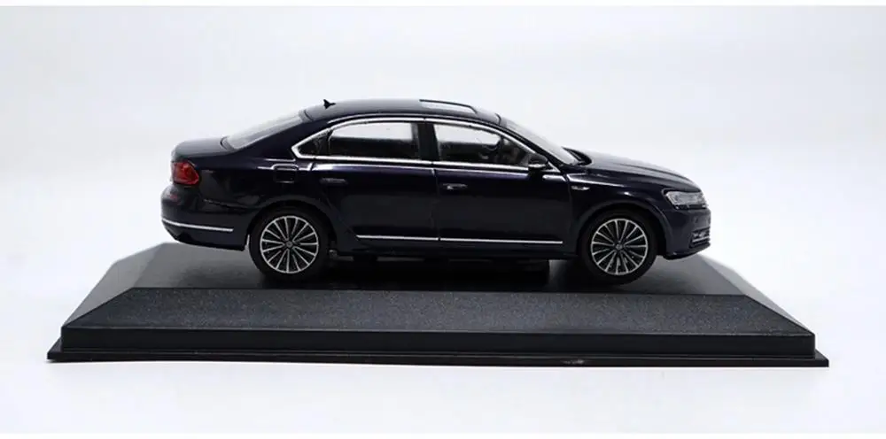 Новинка 1/43 г. Volkswagen Passat GP 2016 литой автомобиль фиолетового цвета Коллекционная