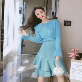 

New autumn and winter sweater knitted wool skirt suit loose outer wear fashion Western style two-piece women