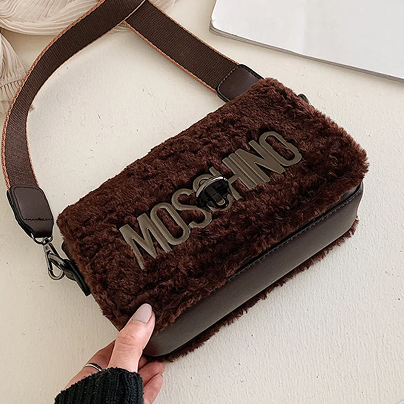 Brown Корейская мода, новая маленькая квадратная сумка, женские сумки на плечо с клапаном, зимние плюшевые сумки на плечо, коричневые женские зимние сумки с мехом - Цвет: Brown