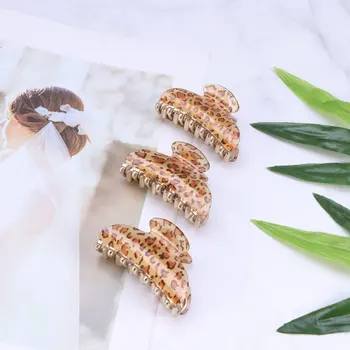 

7cm Shallow Leopard Print Cute Girl Design Fix Hair Hairdressing Tool Hairpin Size M