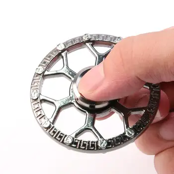 

Metal Hand Spinner Arrow-Piercing-Heart Pattern Hand Spinner Fidget EDC Gyro Toy