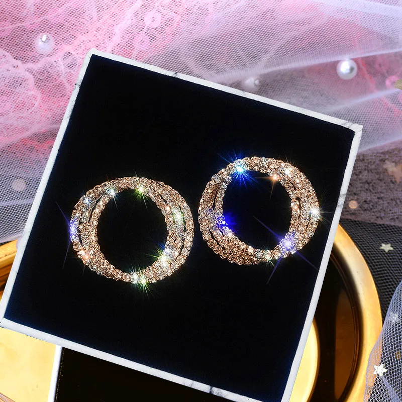 

Fashion Female Big Round Zircon Earrings Minimalist Silver Rose Gold Color Stud Earrings Elegant Love Wedding Earrings For Women