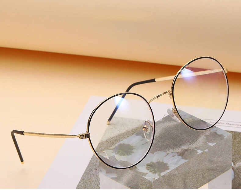 12406237133_906763960