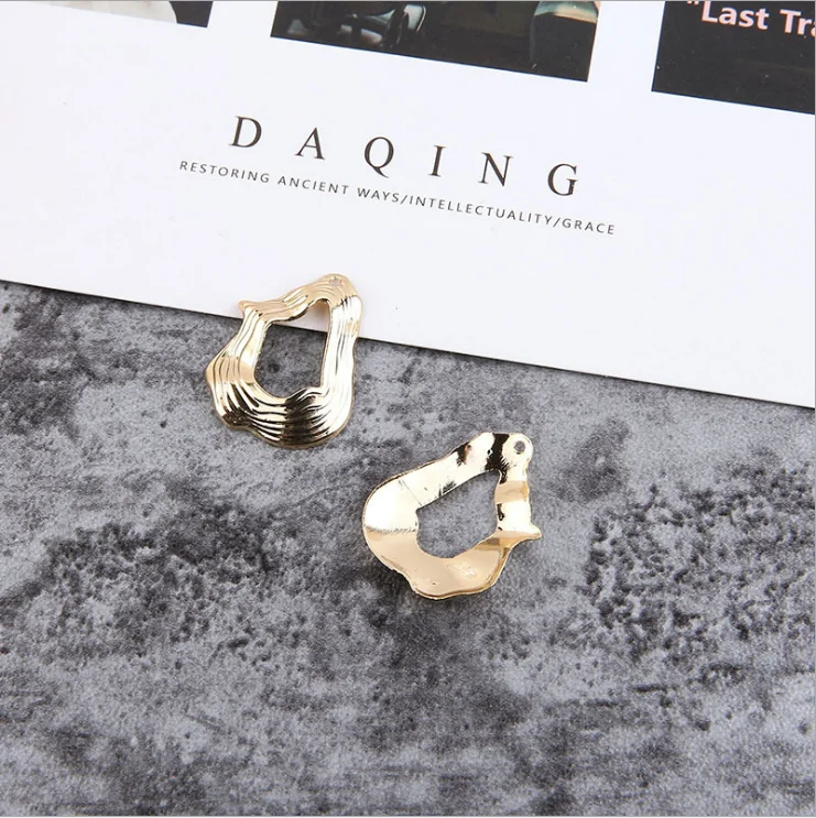 Golden Zinc Alloy Charms Pendant Heart Geometric Round Charms 10pcs/lot For DIY Fashion Earrings Jewelry Making Accessories