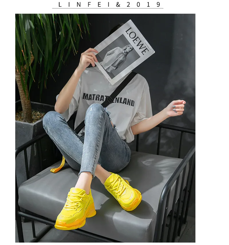 HOVINGE/Женская обувь; кроссовки Flyknit; женские супер легкие вулканизированные туфли для флуоресцентных женщин; белые кроссовки; модная женская обувь