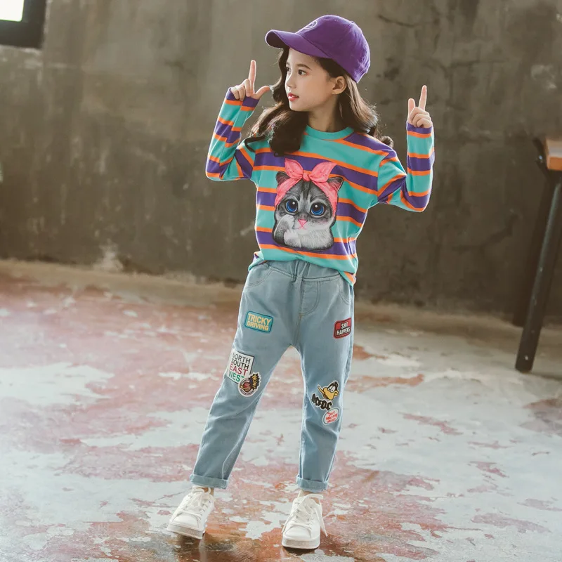 

New Girls Outfits Autumn Children Clothes Set Cartoon Cat Striped T-shirts and Blue Denim Pants Cute Tracksuit Kids 2 Piece Set