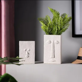 

European Creative Face Mask Ceramic Vase Decoration Livingroom Porch Flower Arrangement Ornaments Office Home Furnishing Crafts