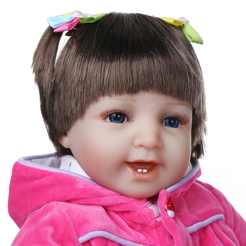 NPK 55 см Реалистичная кукла реборн малыш девочка с розовым жирафом платье набор