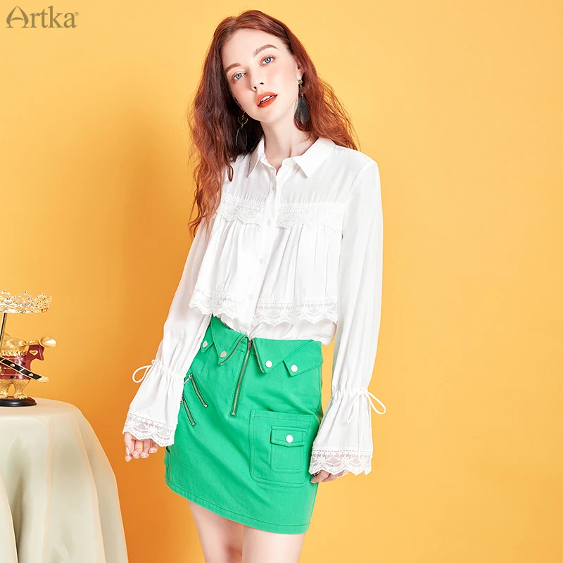 

ARTKA 2020 Spring New Women's Blouse Elegant Lace Flare Sleeve Blouse Turn-down Collar White Romantic Chiffon Shirt SA25008C