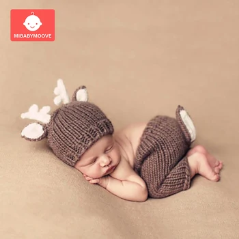 

2pcs/Set Newborn Photography Outfits Cartoon Deer Knitted Handmade Baby Photography Costume Boy Hat Pant Photo Props for 0-3M