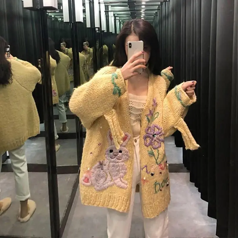 

Fall 2019 Women Sweaters Cute Rabbit Embroidery Knitted Cardigans V-Neck Long Sleeve Embroidery Flowers Loose Cardigans